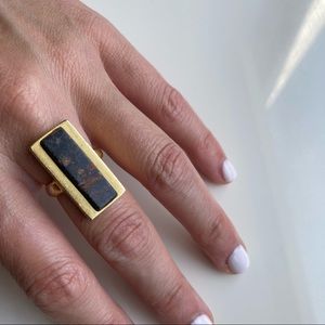 Gorgeous Madewell brass + stone ring